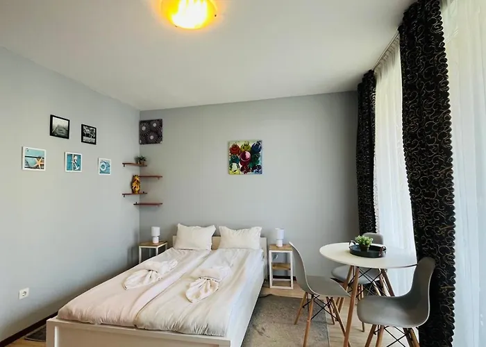 Sunny View 3401 Sunny Apartman *